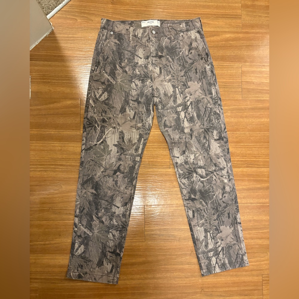 Hollister Gray Camouflage Pants
